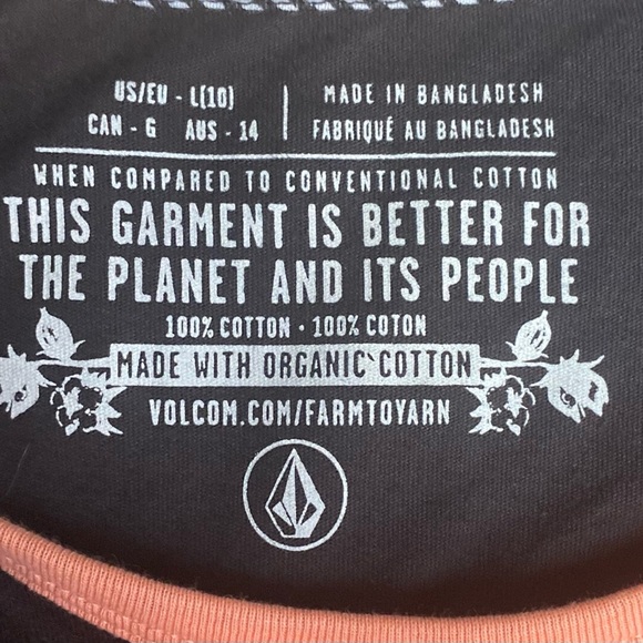 NWT-VOLCOM-WOMENS BLACK AND PINK TOP-SIZE LARGE - Picture 5 of 5